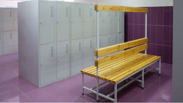 Фото металевих шаф для одягу на об'єктах замовників