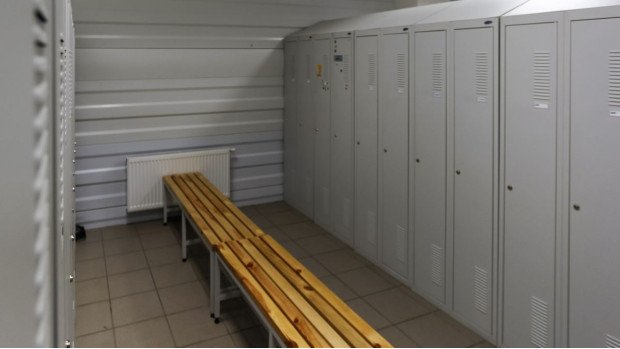 Шафи для одягу та роздягальні
