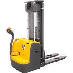 Электрический штабеллер CDDR15-III, 1,5т/4,5м, кислотный акк.