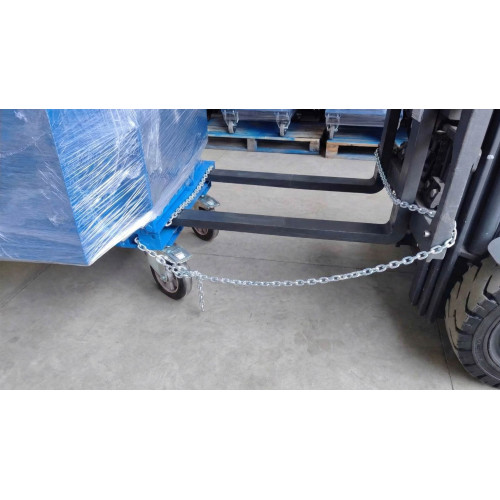 Самоопрокидывающийся контейнер для мусора СКМ-750 БК-С